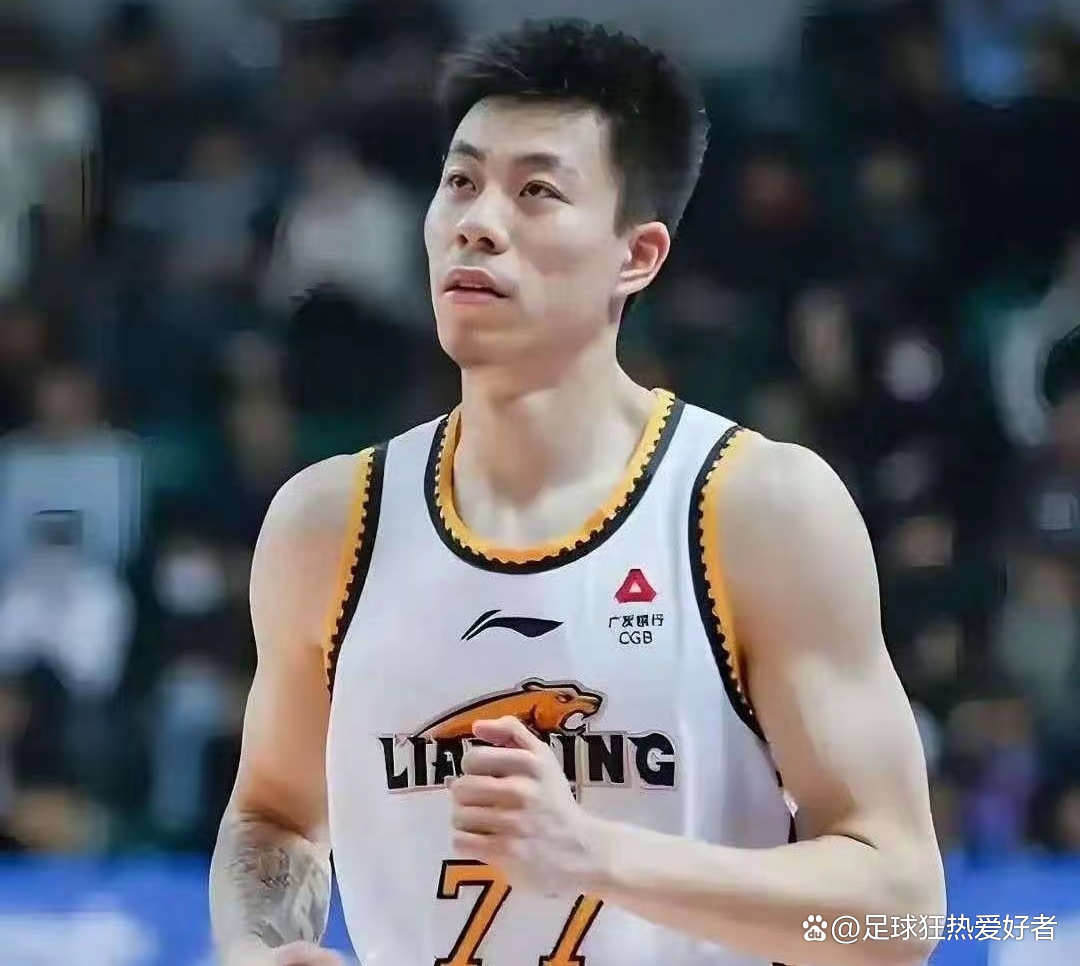 多米体育官方网站转会期辽宁本钢备战CBA季后赛,调整名单细节曝光,底气十足,年轻球员得到机会的简单介绍