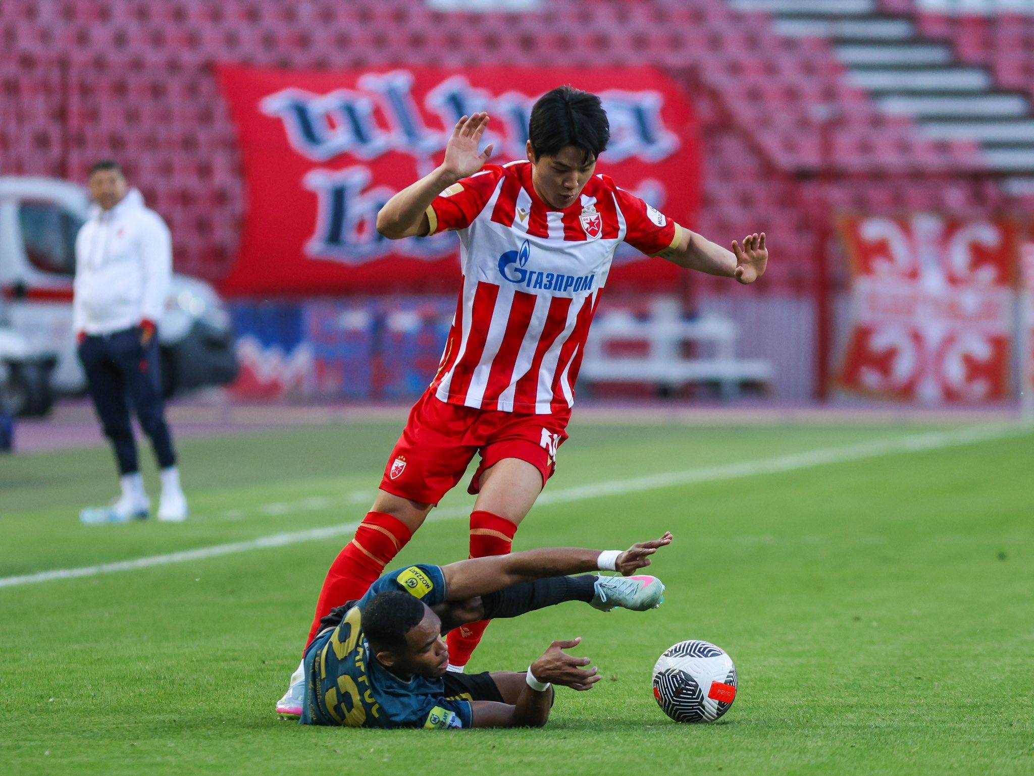 多米体育app包含足总杯国际比赛日再迎强敌，金州勇士刷新队史纪录，主帅态度——底气十足，训练强度明显提升的词条