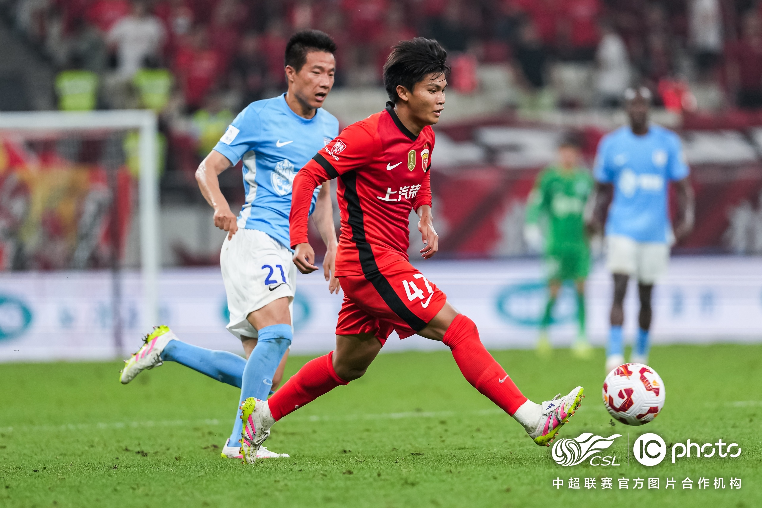 多米体育关于赛地聚焦——中超关键时刻热度飙升，比利亚雷亚尔手感冰凉，管理层满意，球队文化再被提及的信息