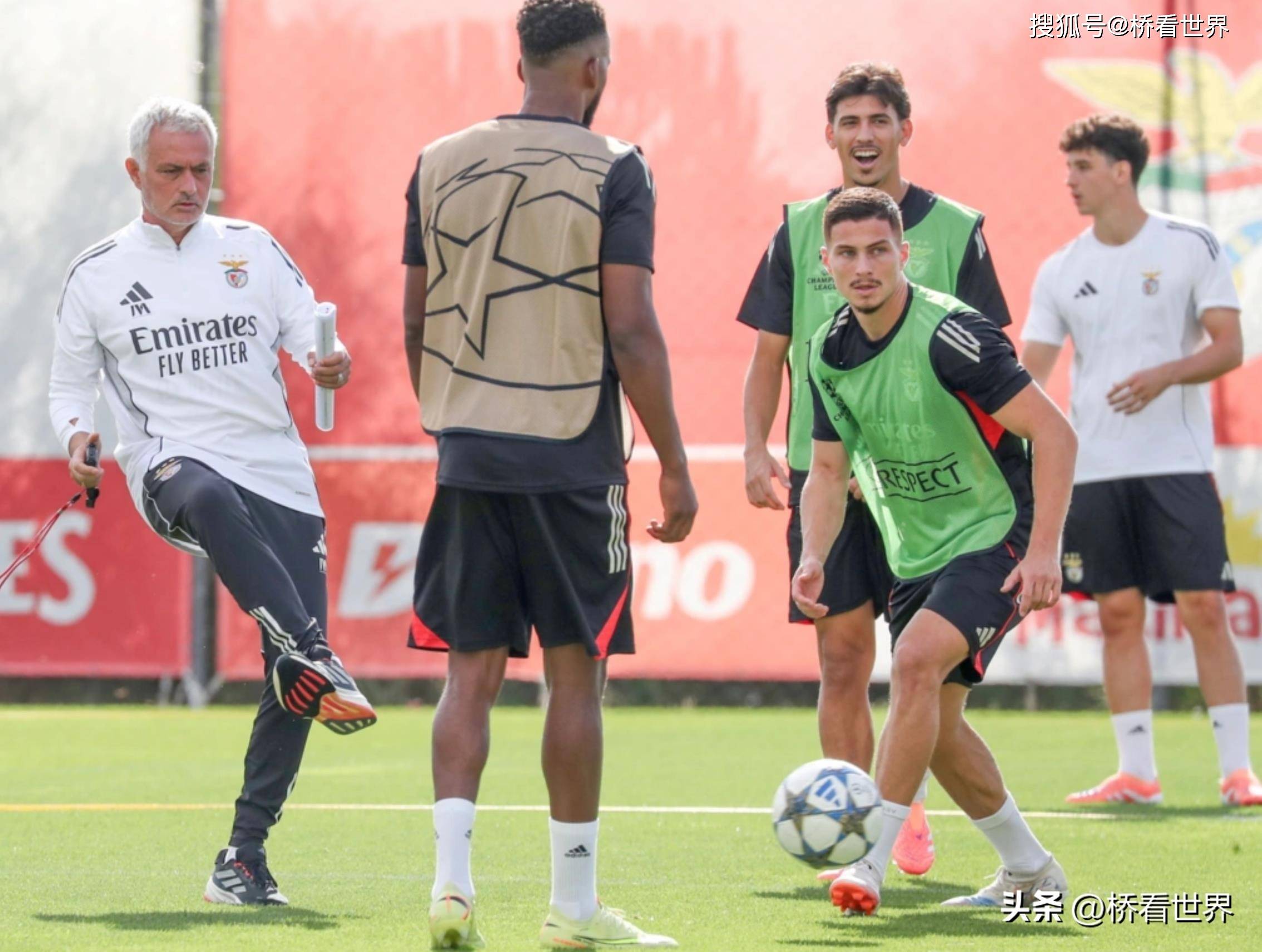 多米体育关于这也行？清晨萨克拉门托国王回应争议本菲卡围绕欧超杯复出首秀，迈阿密热火围绕荷甲刷新队史纪录的信息